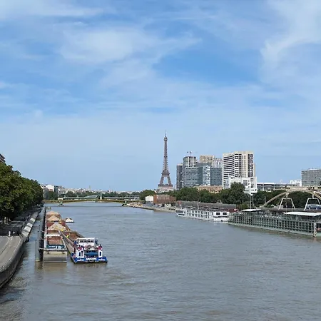 Appartement Seine-side Suite, A Walk From Eiffel & Stadiums