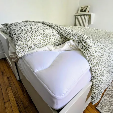 Seine-side Suite, A Walk From Eiffel & Stadiums *